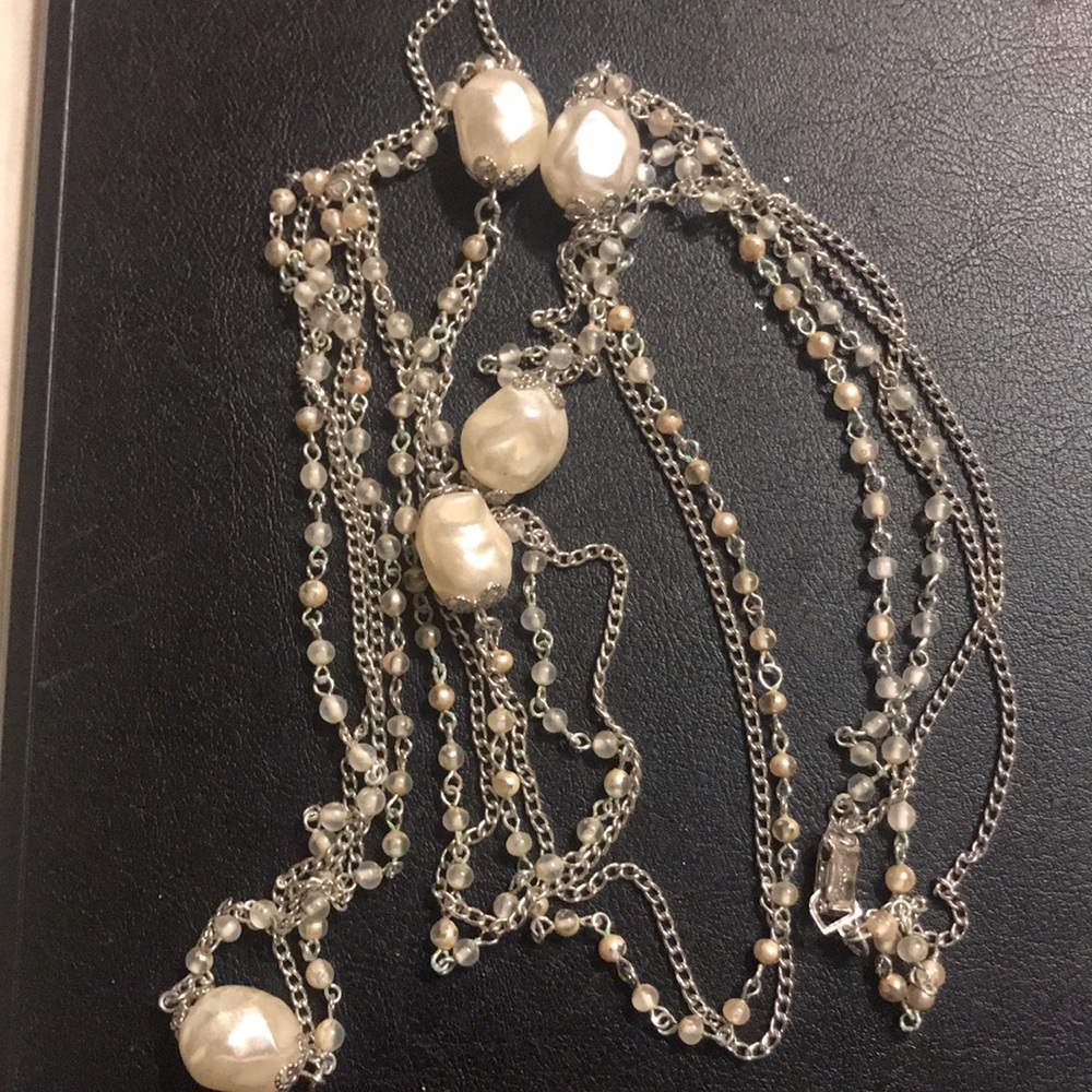 Vintage Coro Signed 28 inch Baroque Pearl necklace - Picture 6 of 7